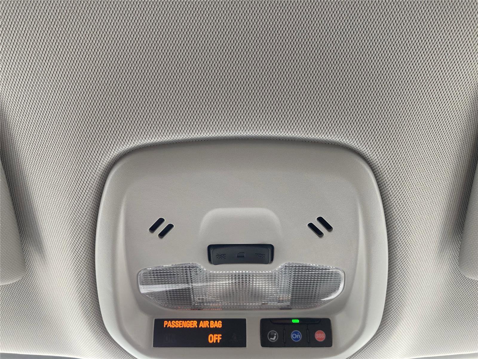 Used 2025 Chevrolet Trax LT w/ LT Convenience Package image 23