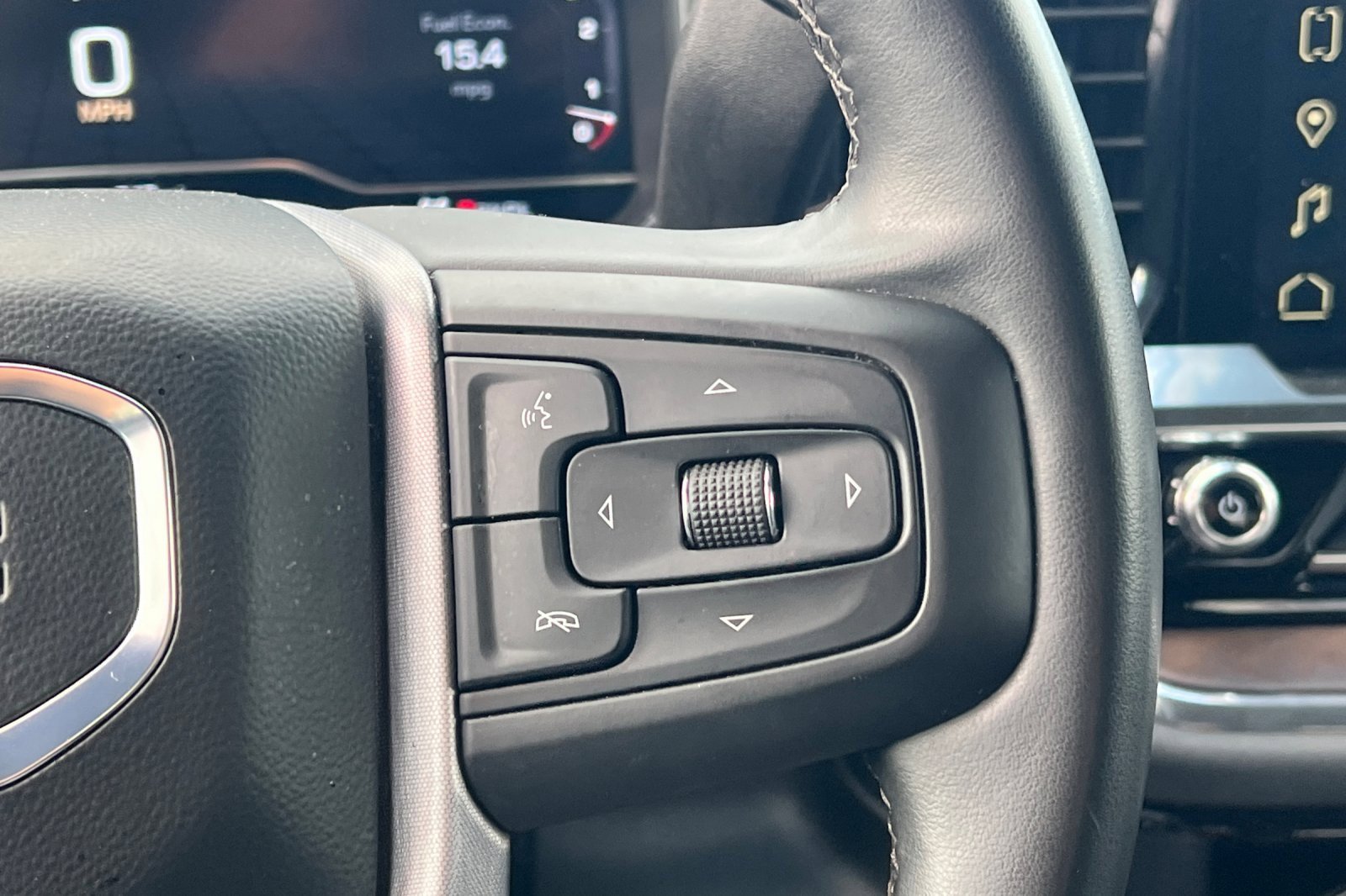 Used 2024 GMC Sierra 1500 SLT image 38