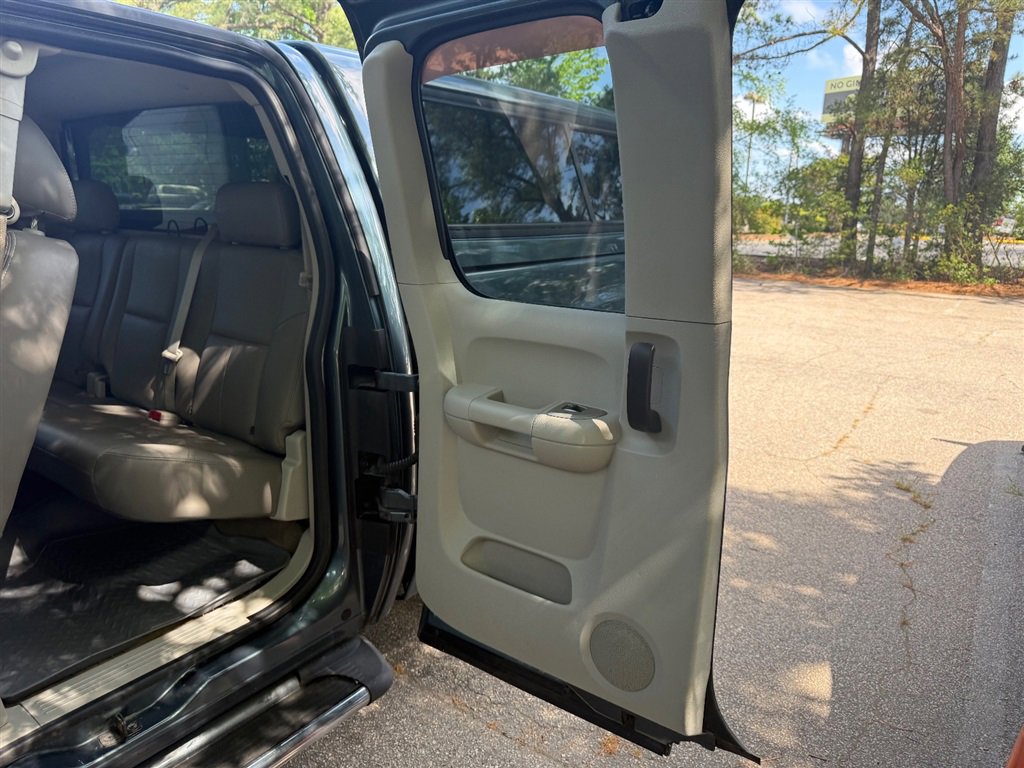 Used 2008 GMC Sierra 1500 SLE w/ Power Pack Plus RWD image 16