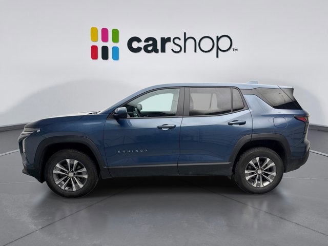 Used 2026 Chevrolet Equinox LT image 2