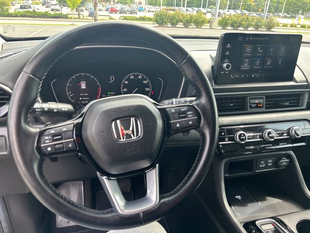 Used 2025 Honda Pilot EX-L image 17