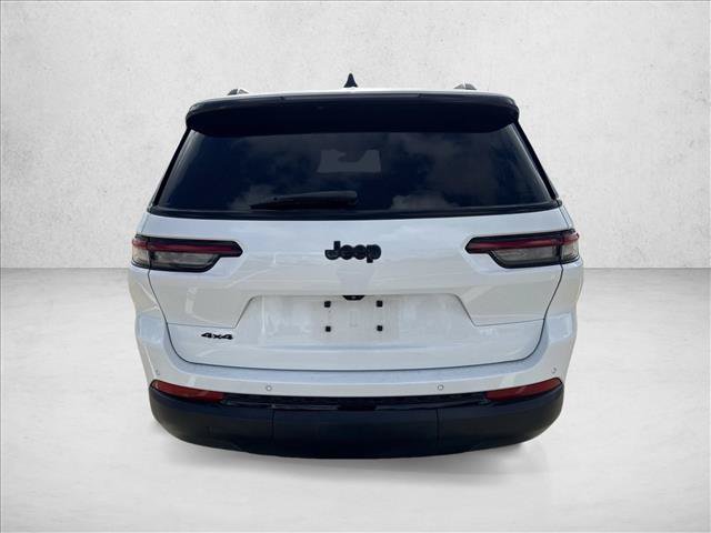 Used 2023 Jeep Grand Cherokee L Laredo AWD/4WD image 6