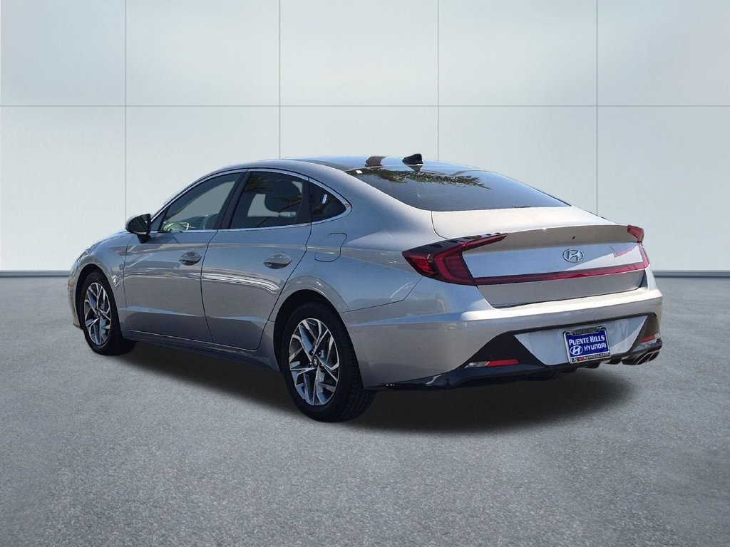 Used 2020 Hyundai Sonata SEL w/ Convenience + Sunroof Package FWD image 4
