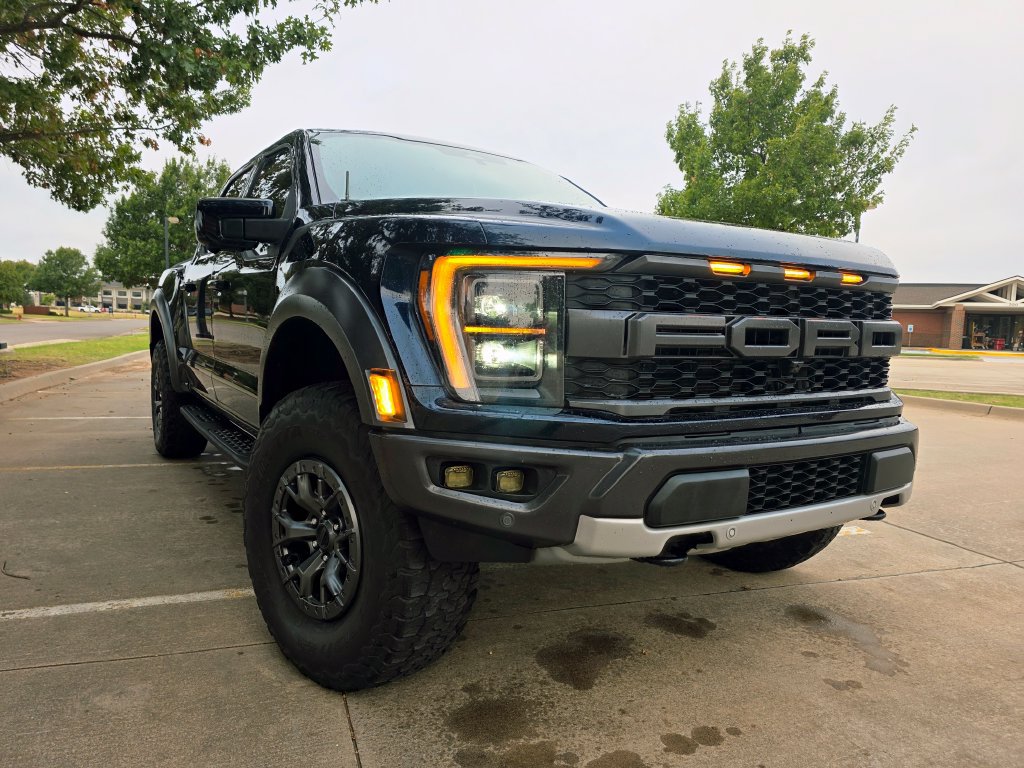 Used 2023 Ford F150 Raptor AWD/4WD image 9