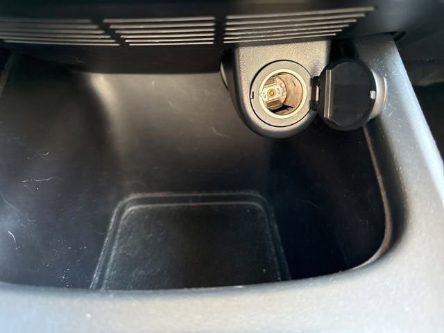 Used 2012 Dodge Journey SXT image 29