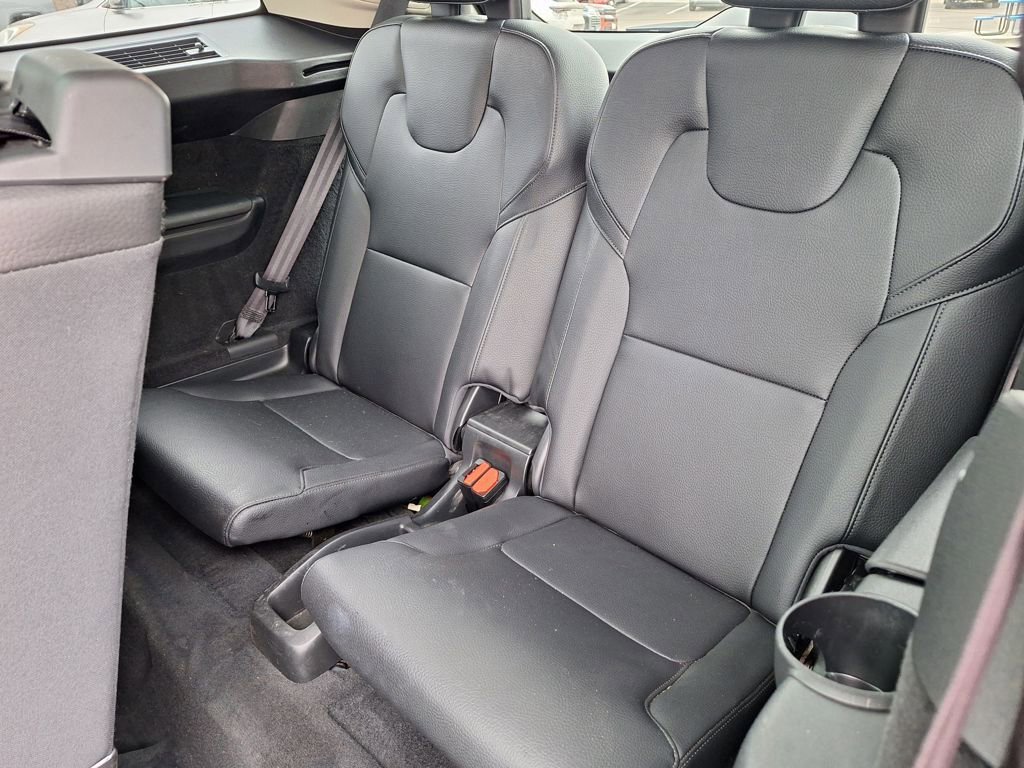 Used 2018 Volvo XC90 T6 Momentum image 14