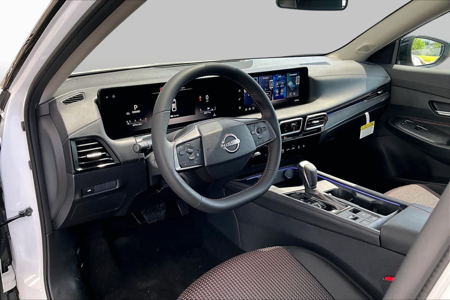 New 2026 Nissan Sentra SR FWD image 10