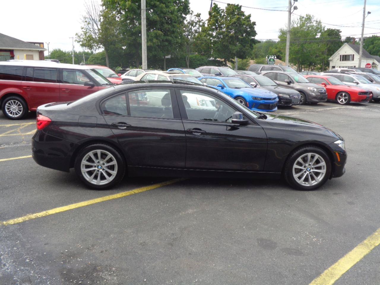 Used 2018 BMW 320i xDrive Sedan w/ Convenience Package AWD/4WD image 15