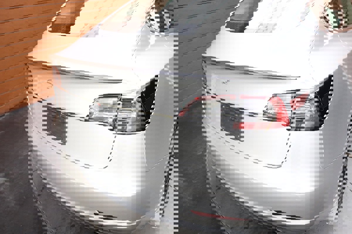 Used 2020 Tesla Model 3 Performance image 3