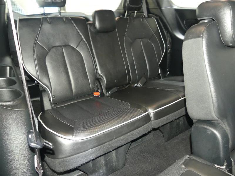Used 2018 Chrysler Pacifica Limited w/ Advanced Safetytec Group FWD image 28