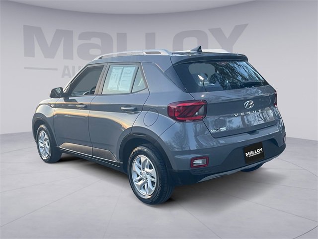 Used 2020 Hyundai Venue SEL image 5