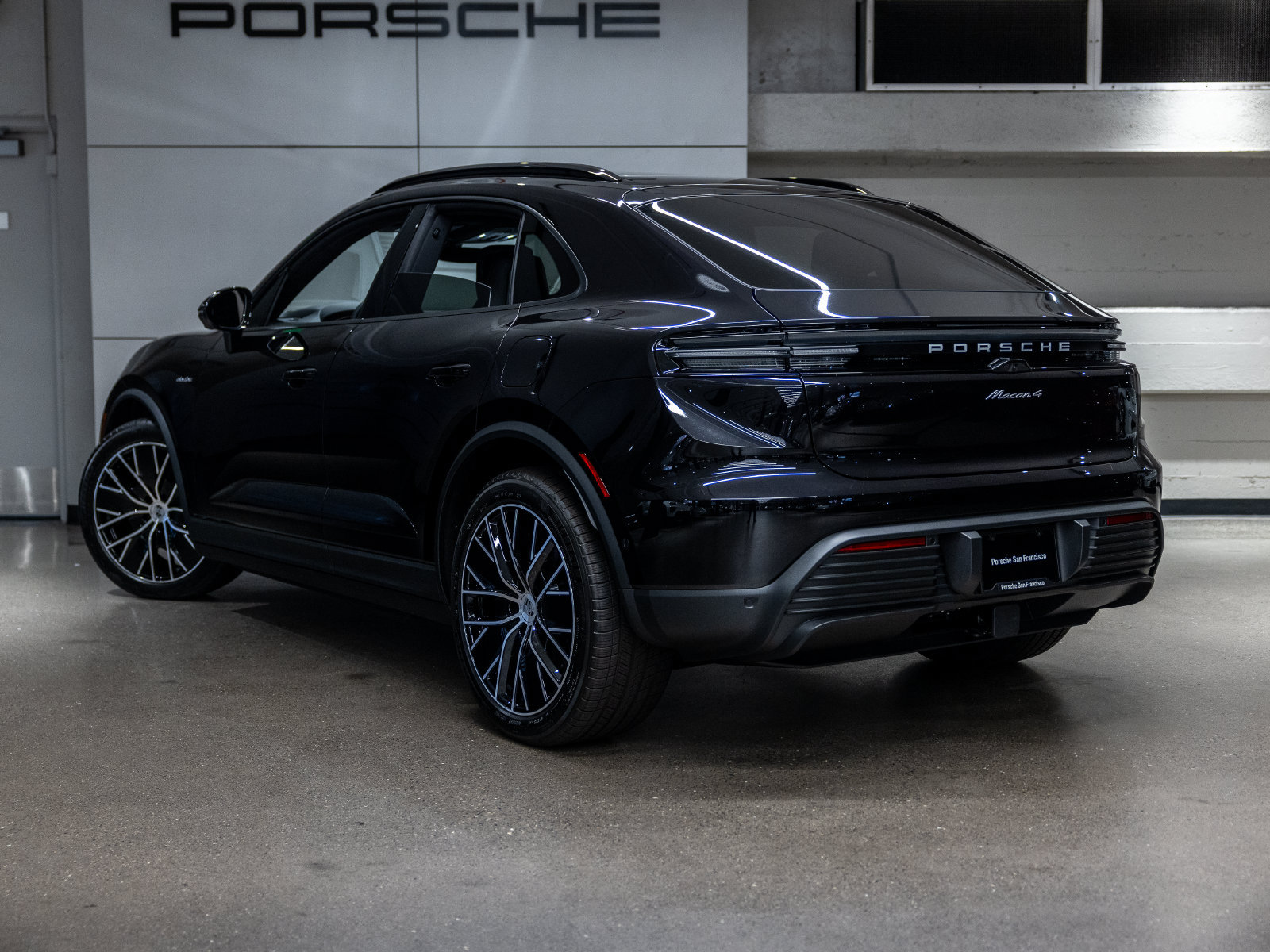 New 2026 Porsche Macan 4 Electric AWD/4WD image 3