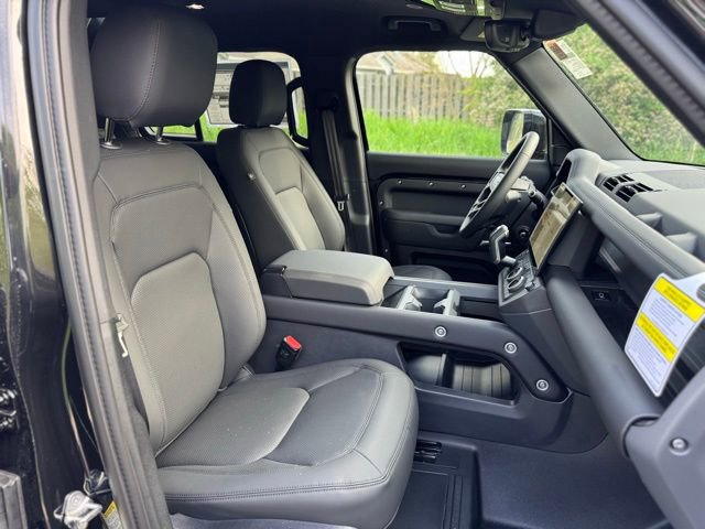 New 2026 Land Rover Defender 110 X-Dynamic SE AWD/4WD image 20