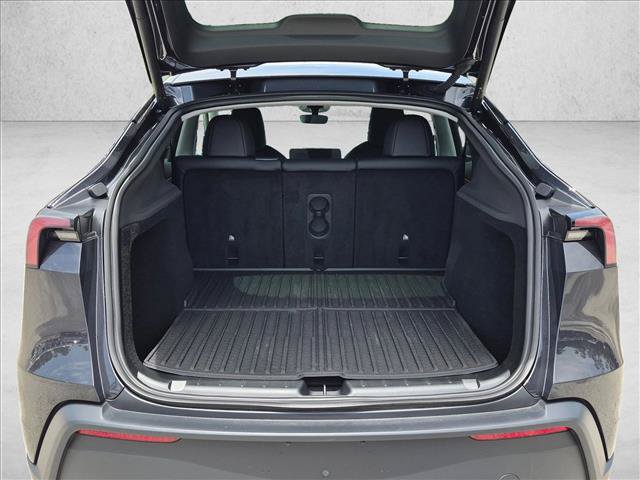 Used 2026 Tesla Model Y AWD image 8