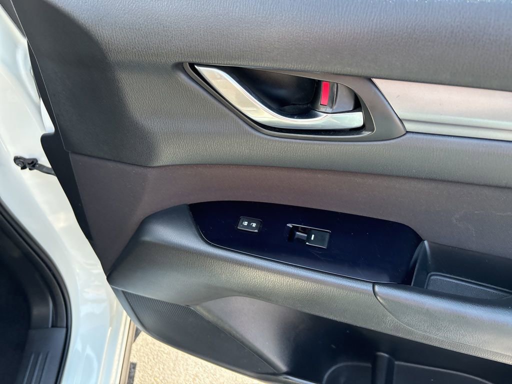 Used 2019 MAZDA CX-5 Sport FWD image 42