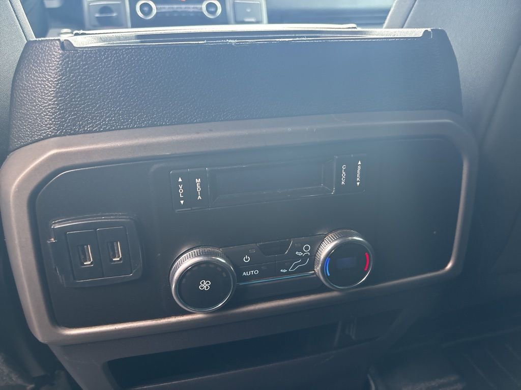 Used 2019 Ford Expedition Max XLT image 9