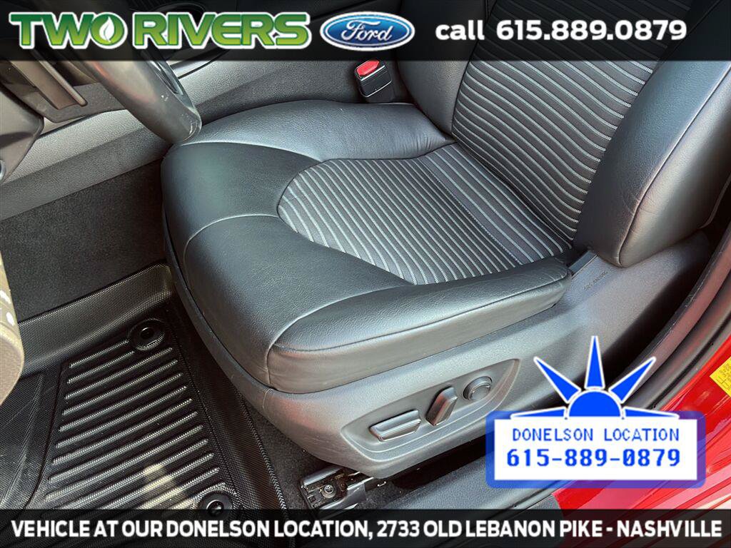 Used 2022 Toyota Camry SE FWD image 18
