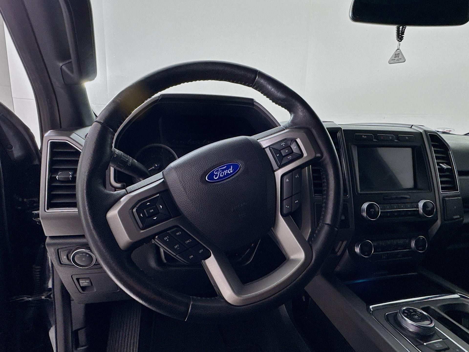 Used 2021 Ford Expedition XLT RWD image 12