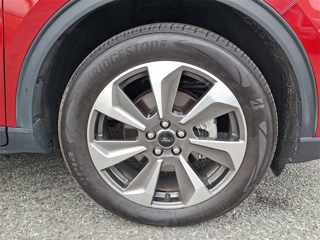 Used 2023 Ford Escape Platinum w/ Premium Technology Package image 27