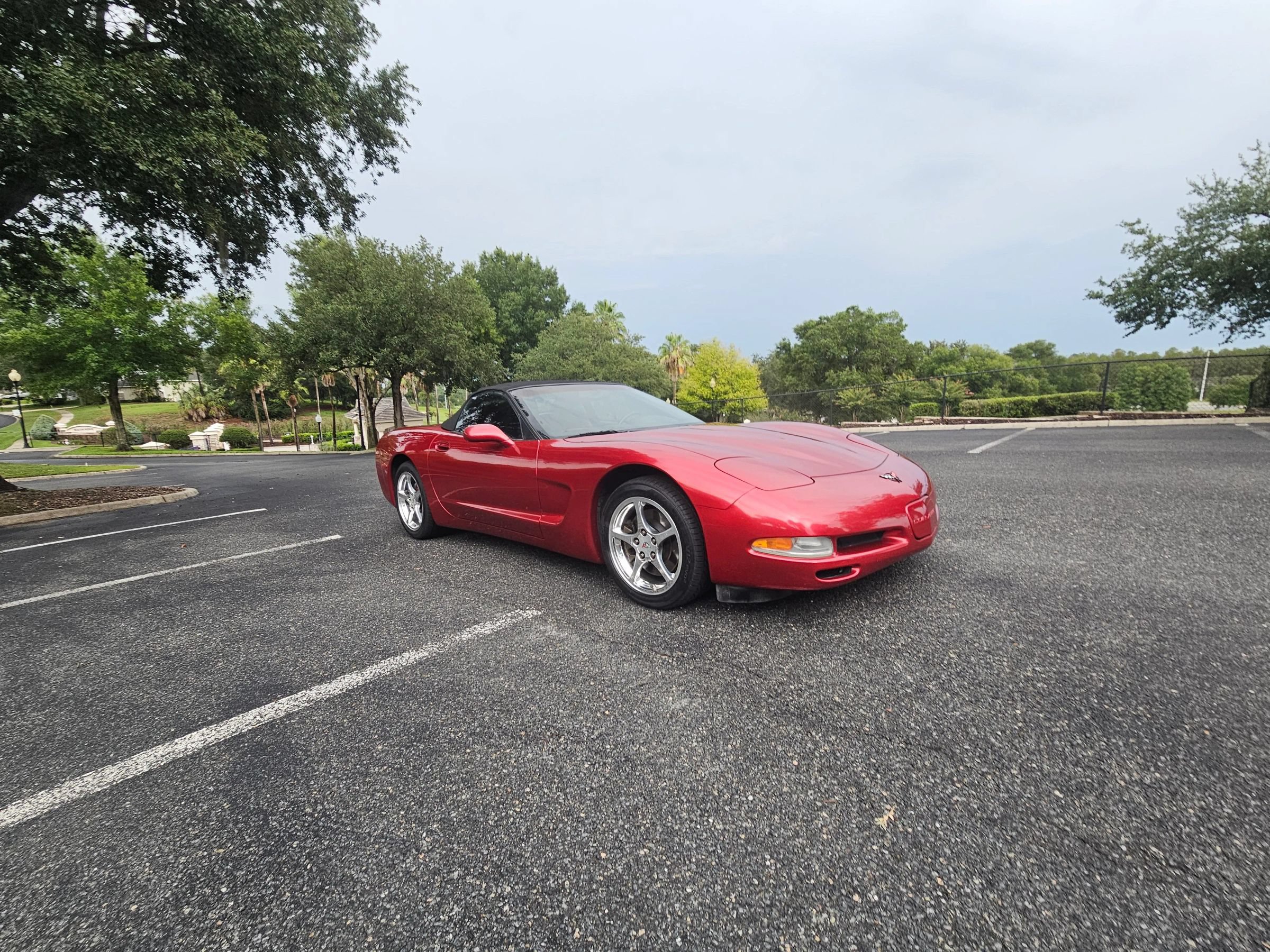 Used 2004 Chevrolet Corvette Convertible w/ Preferred Equipment Group RWD image 2