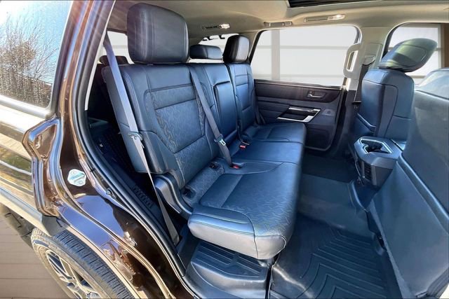 Used 2024 Toyota Sequoia Limited image 27
