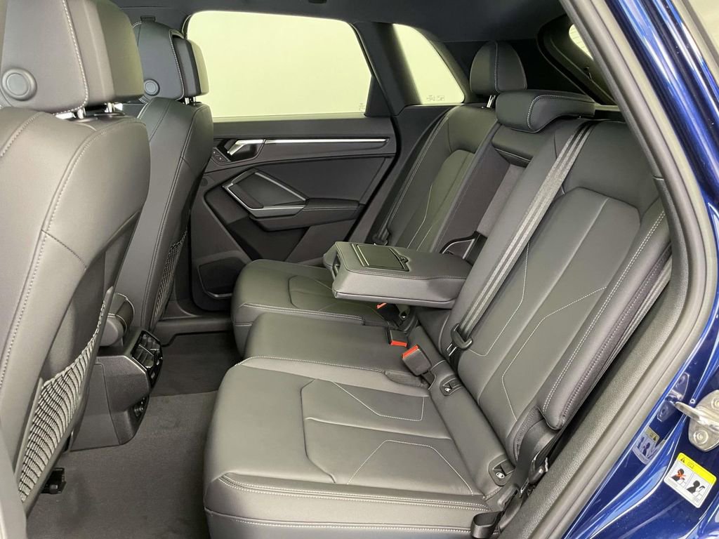 New 2025 Audi Q3 2.0T Premium image 19