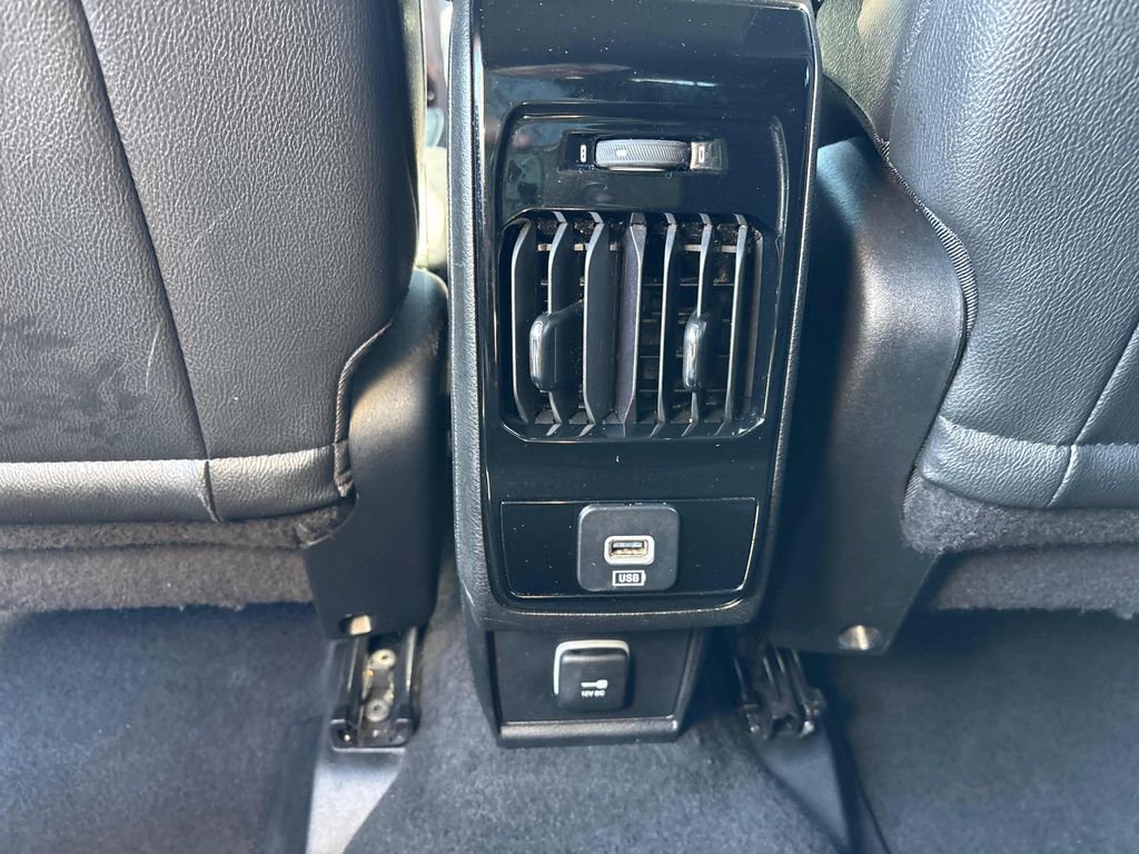 Used 2024 Jeep Compass Limited image 27