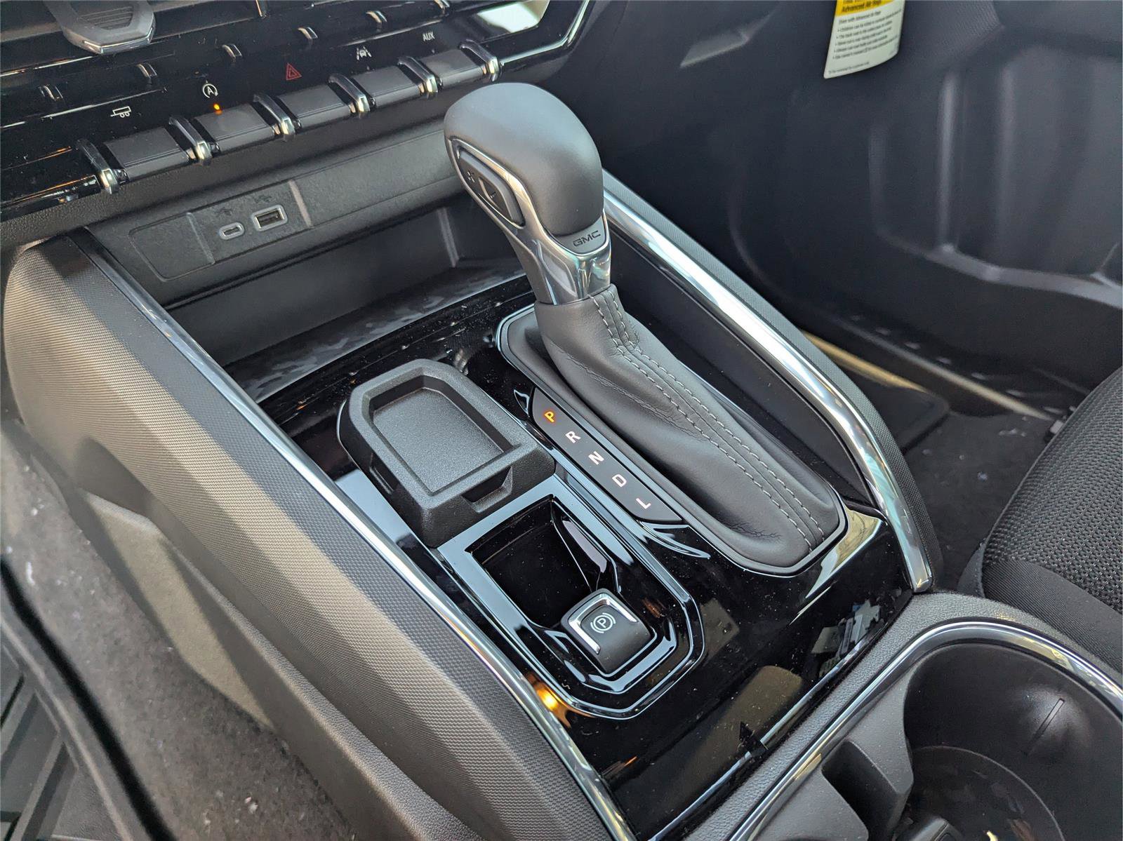 New 2026 GMC Canyon Elevation w/ Convenience Package image 25