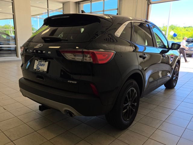 Used 2022 Ford Escape SE AWD/4WD image 11