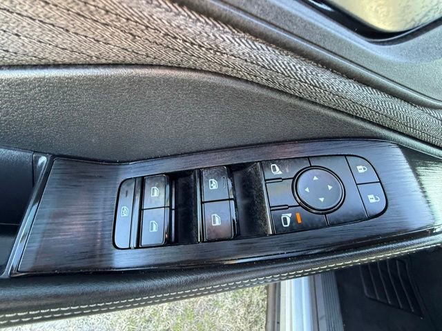 Used 2022 Nissan Rogue SV image 19