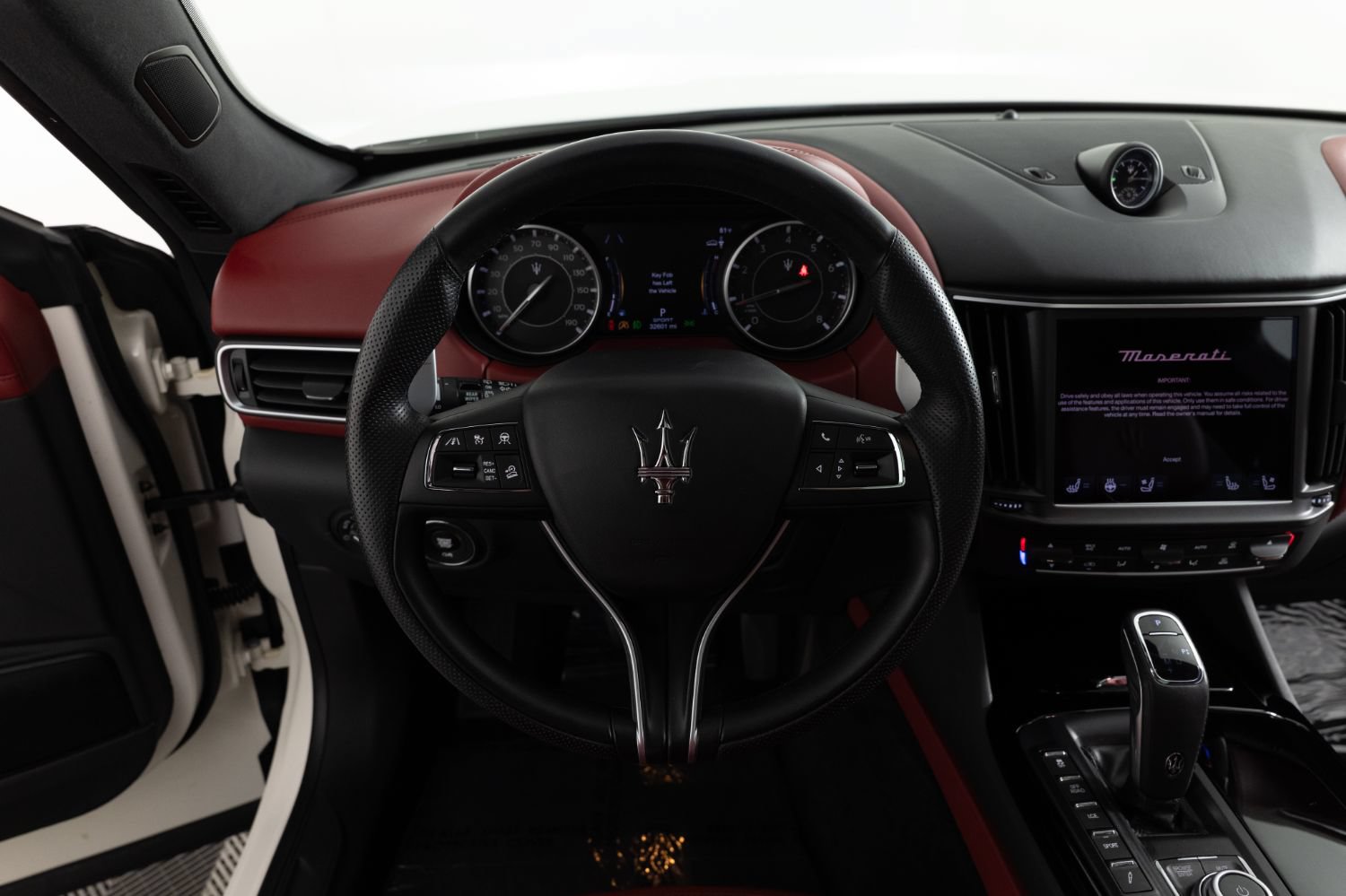 Used 2021 Maserati Levante S AWD/4WD image 30