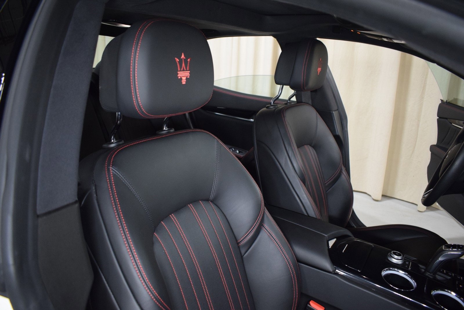 Certified 2022 Maserati Ghibli Modena Q4 image 23