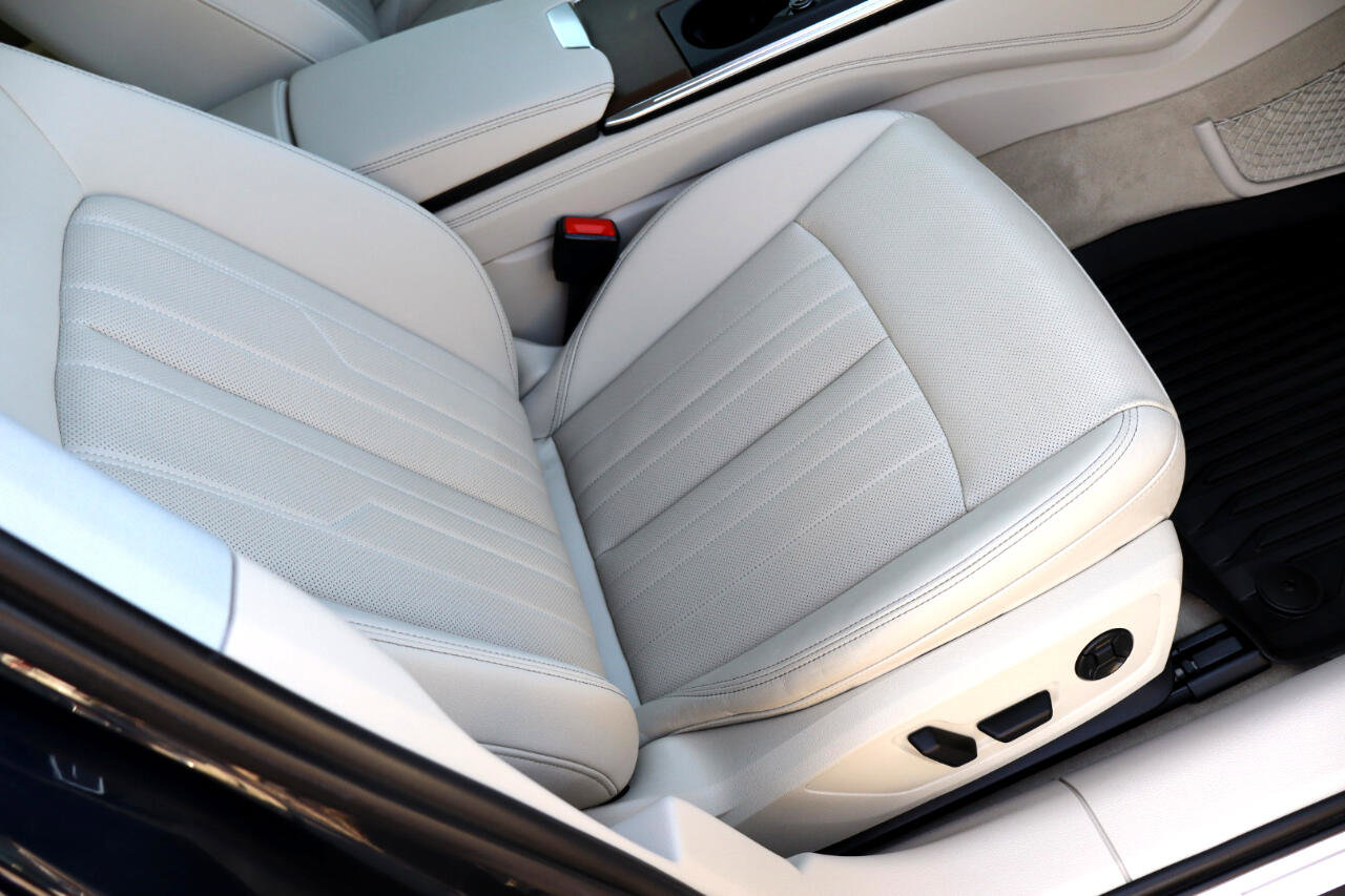 Used 2024 Audi A6 3.0T Prestige image 12