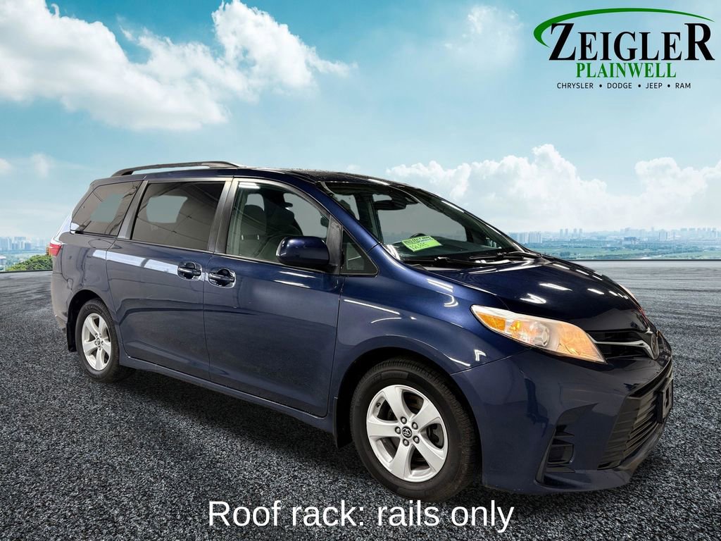 Used 2019 Toyota Sienna LE image 9
