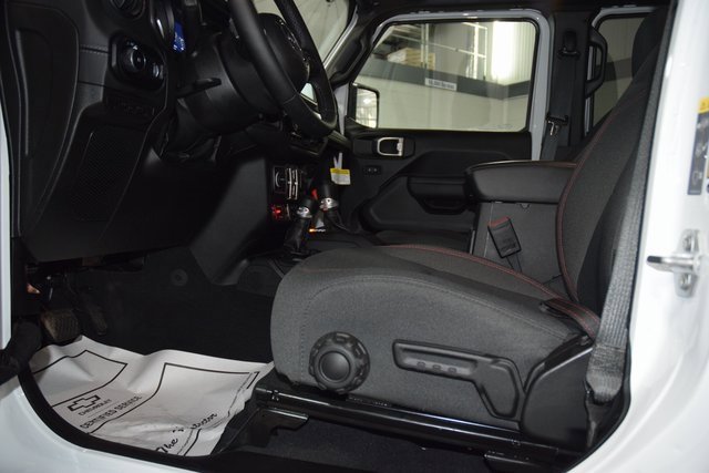 Used 2025 Jeep Wrangler Unlimited Rubicon w/ XTREMEE 35" Tire Package image 39