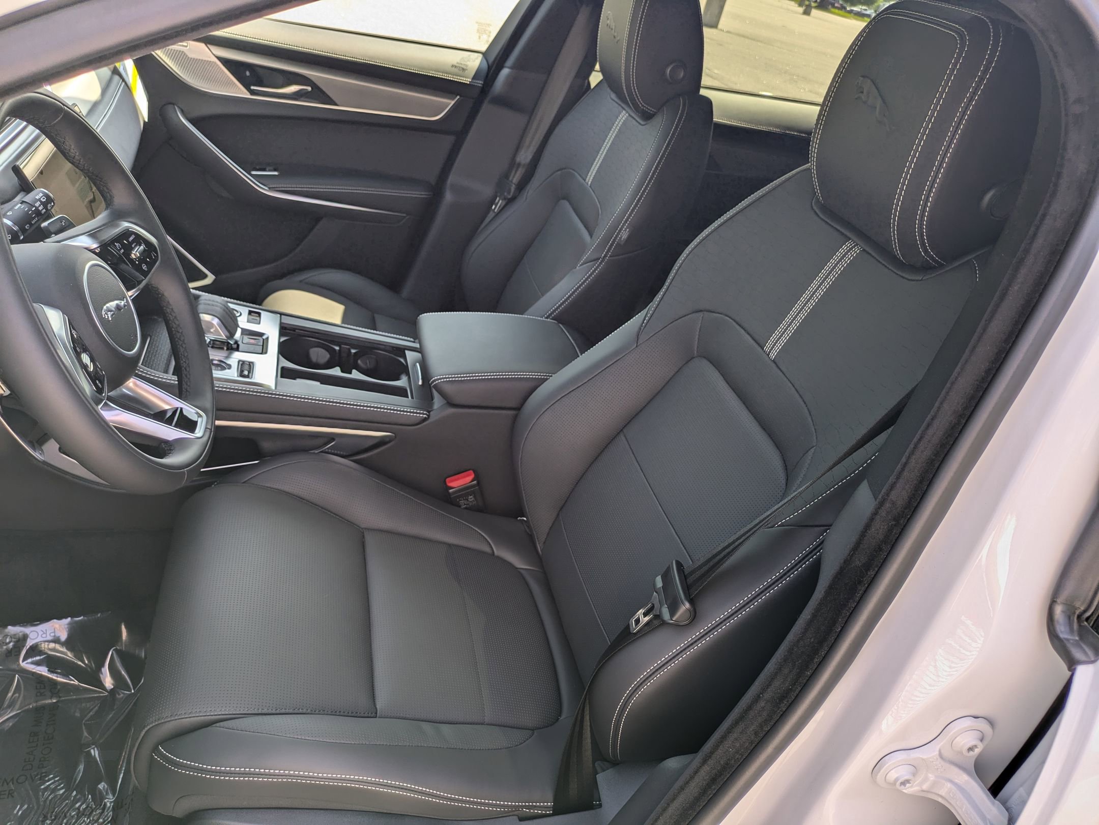 New 2026 Jaguar F-PACE R-Dynamic S image 20