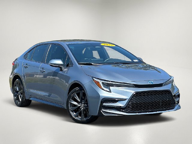 Used 2023 Toyota Corolla SE