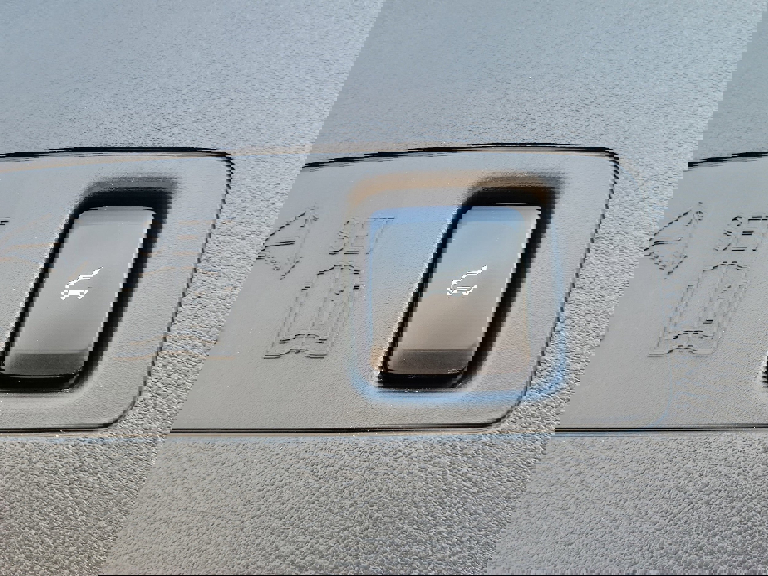 Used 2022 Lincoln Corsair AWD w/ Equipment Group 101A image 9