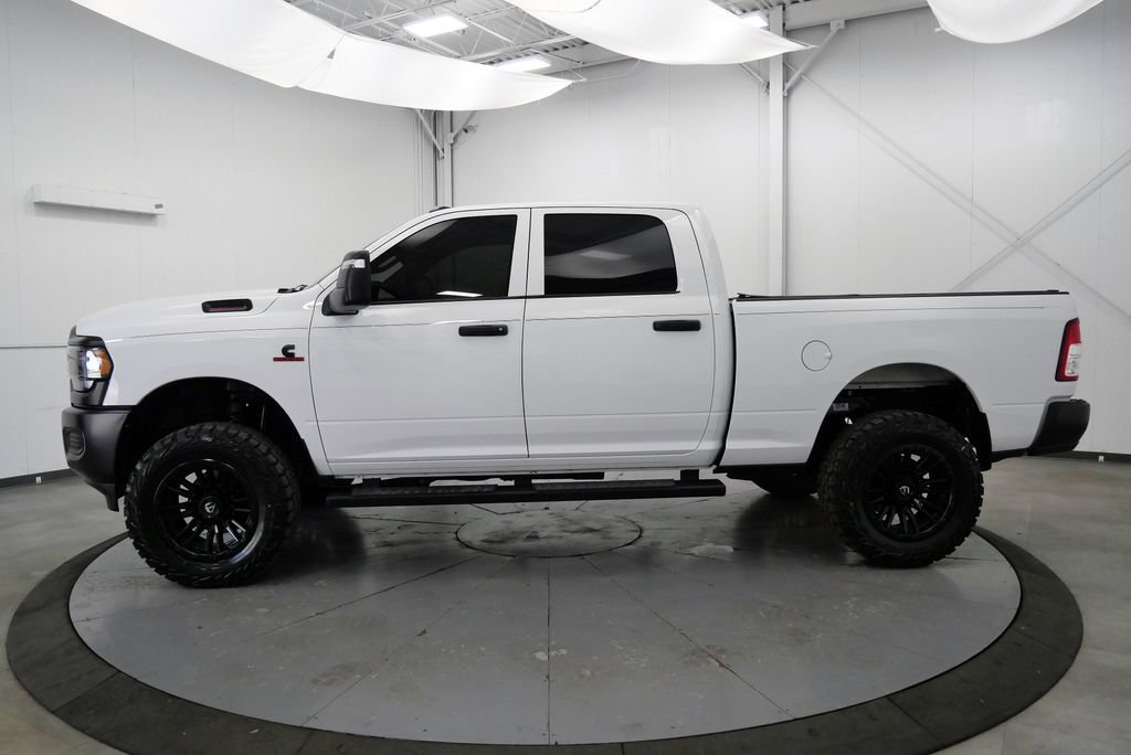 Used 2024 RAM 2500 Tradesman w/ Snow Chief Group AWD/4WD image 4