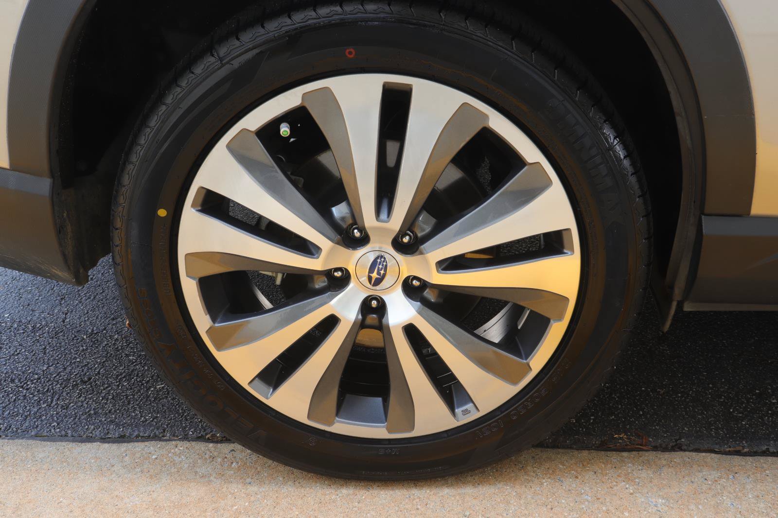 Used 2019 Subaru Ascent Limited w/ Popular Package #3 AWD/4WD image 43