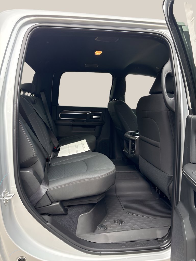 New 2027 RAM 2500 Big Horn AWD/4WD image 17