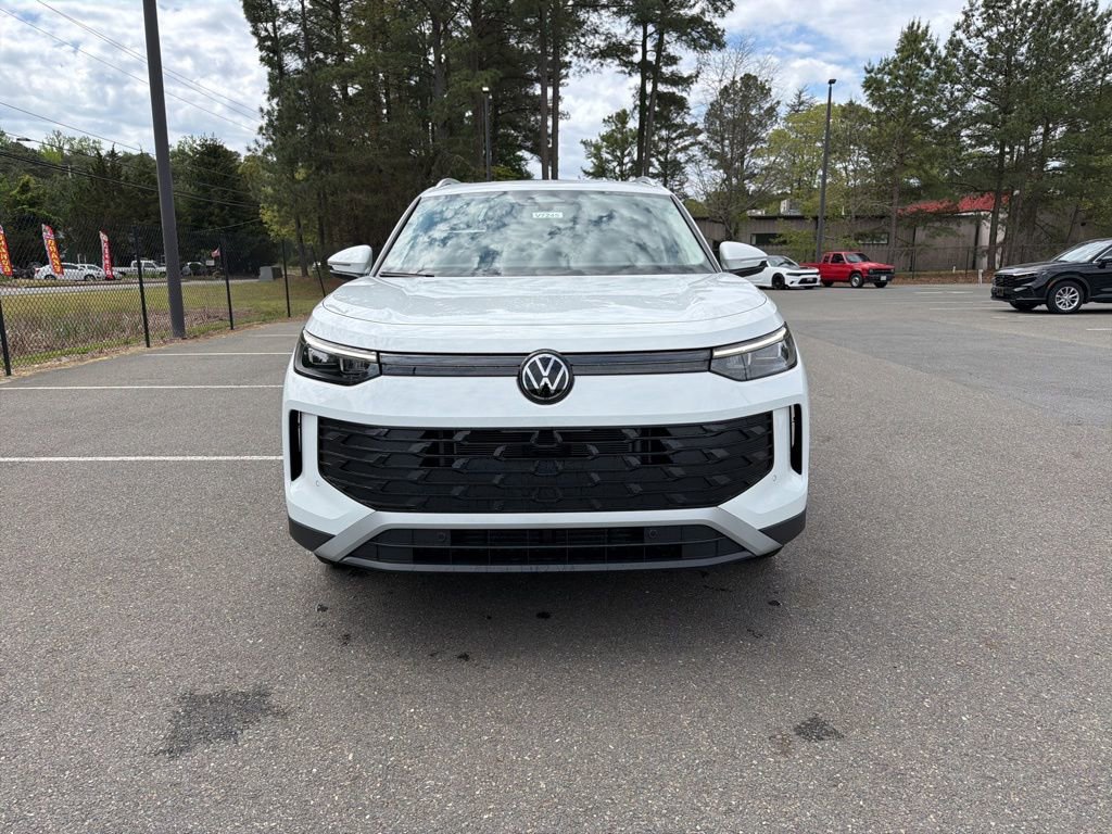 New 2026 Volkswagen Tiguan SE AWD/4WD image 3