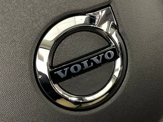 New 2025 Volvo XC60 B5 Core w/ Protection Package Premier image 26