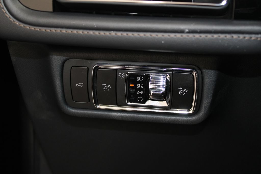 New 2026 Lincoln Aviator 2WD image 45