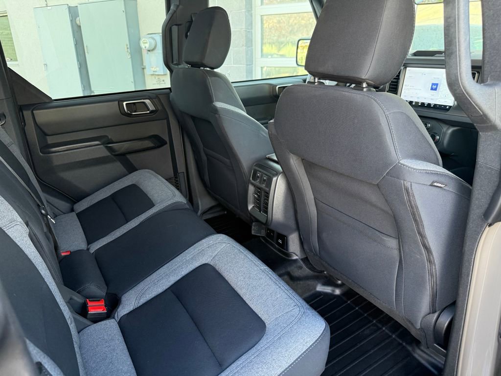 Used 2025 Ford Bronco Big Bend image 25