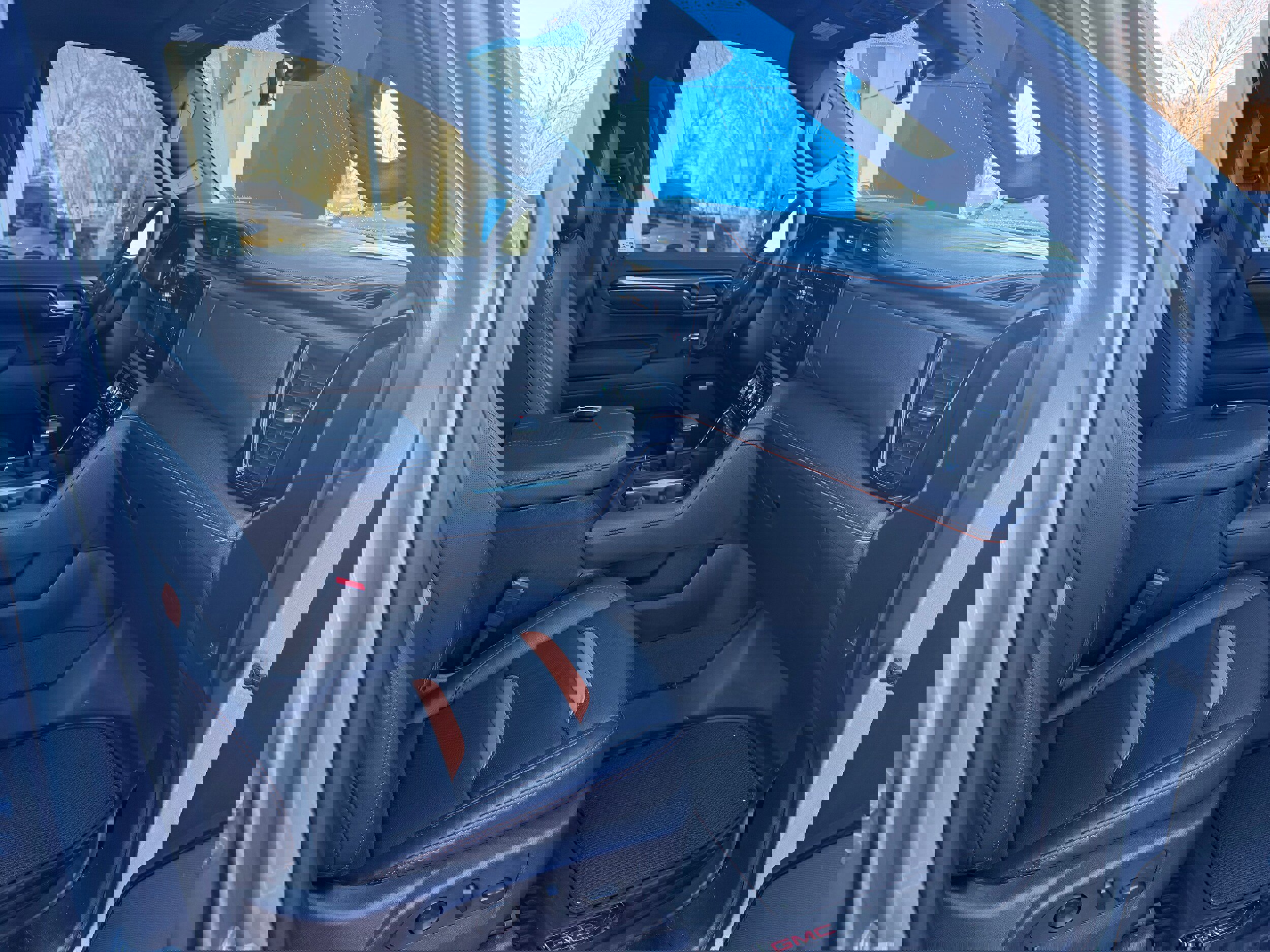 Used 2023 GMC Sierra 1500 AT4 w/ AT4 Premium Package image 6