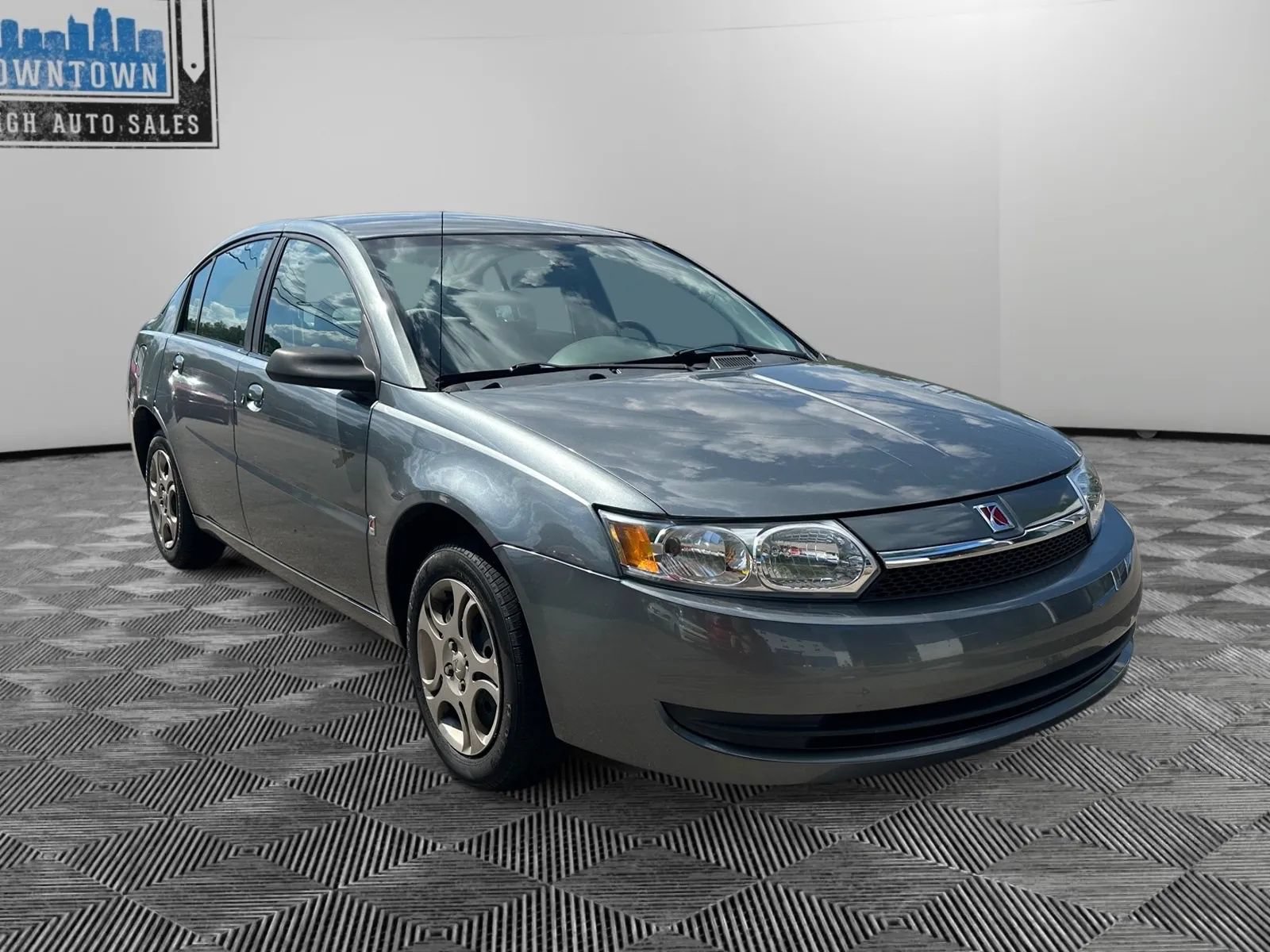 Used 2004 Saturn ION Level 2 FWD image 4