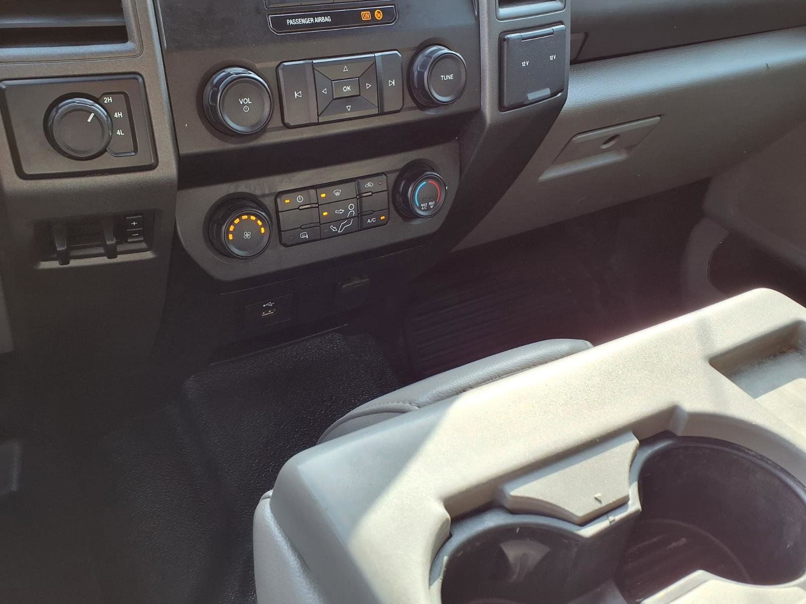 Used 2020 Ford F350 XL w/ Power Equipment Group image 25