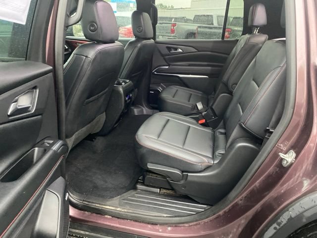Used 2024 Chevrolet Traverse Z71 w/ Enhanced Driving Package AWD/4WD image 4