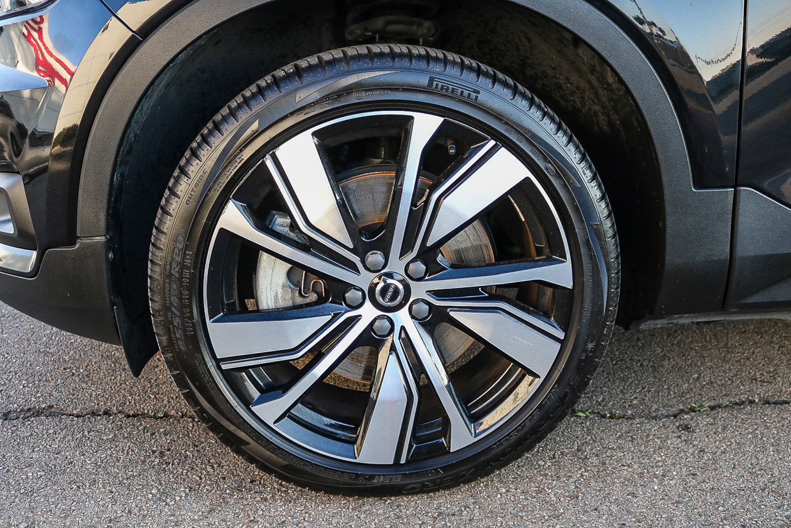 Used 2021 Volvo XC40 P8 Recharge w/ Advanced Package image 11